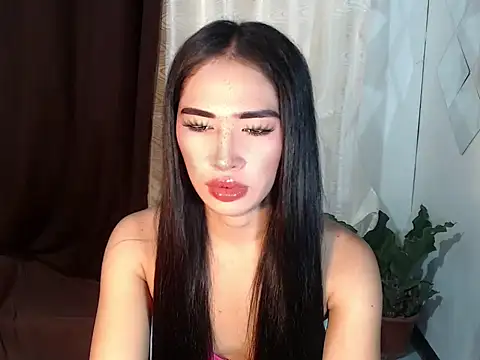 urasiankylie online show from 05/18/26, 06:03