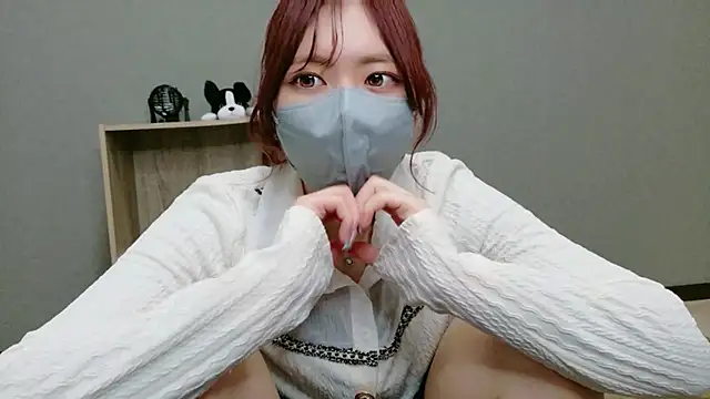 Snapshot of YUA_0425 chatting on 05/13/26, 05:21 YUA 0425 online show from 05/13/26, 05:21