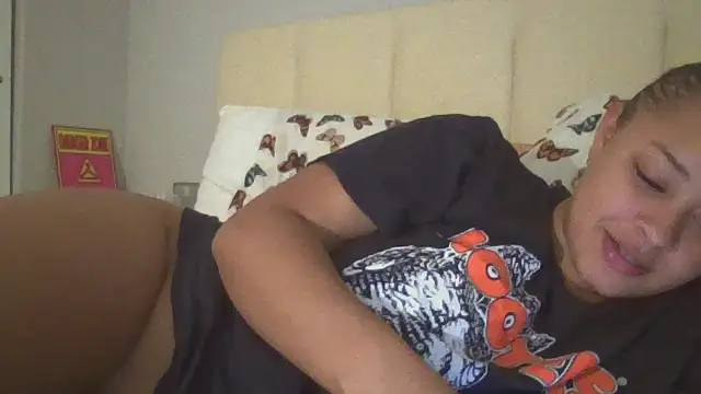 Snapshot of madzbailey chatting on 06/05/26, 03:57 madzbailey online show from 06/05/26, 03:57