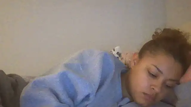 Snapshot of madzbailey chatting on 06/07/26, 11:19 madzbailey online show from 06/07/26, 11:19