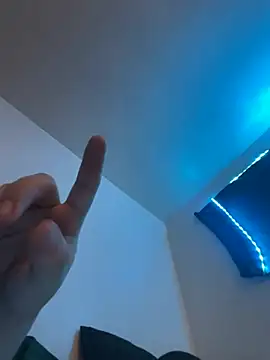 topskislimthick online show from 04/28/26, 12:32