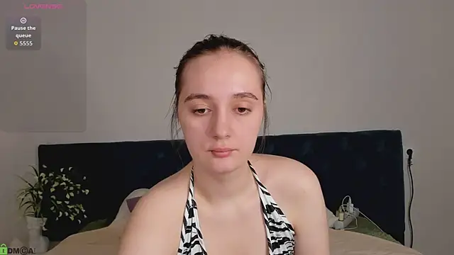 Snapshot of Amy-Desiree chatting on 07/03/26, 01:34 Amy-Desiree online show from 07/03/26, 01:34