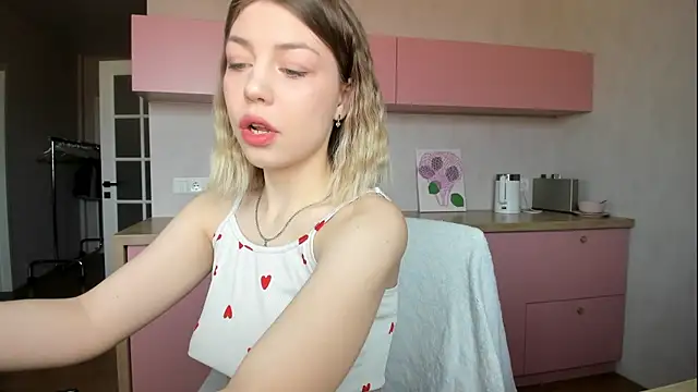 uma like online show from 04/26/26, 01:58