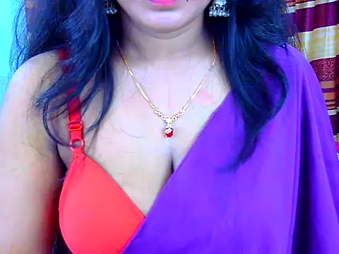 Snapshot of Noor_Zarin chatting on 04/12/26, 12:48 Noor Zarin online show from 04/12/26, 12:48