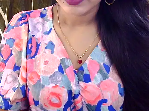 Noor Zarin online show from 05/14/26, 02:57