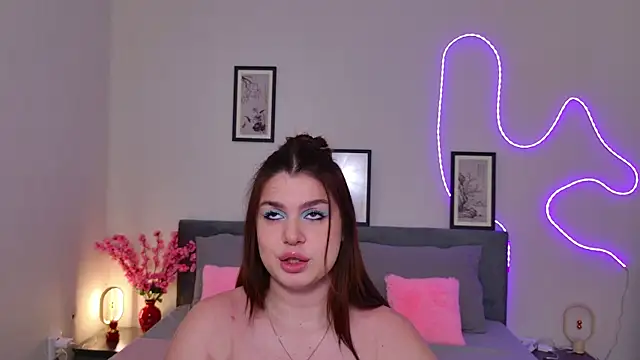 moneyforPeaches online show from 06/17/26, 03:57