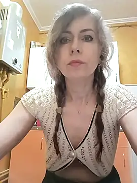 TaynaSecret online show from 05/13/26, 08:16