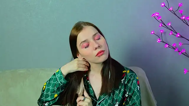 CleoBloom  online show from 04/30/26, 05:08