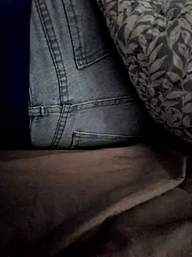 francochev273 online show from 04/02/26, 06:38