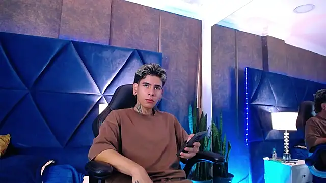 Snapshot of Bel_Sebu chatting on 04/08/26, 09:37 Bel Sebu online show from 04/08/26, 09:37