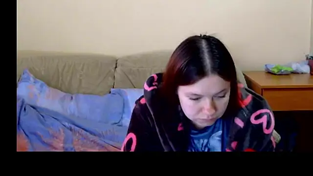 JessicaHolland1 online show from 04/13/26, 05:13