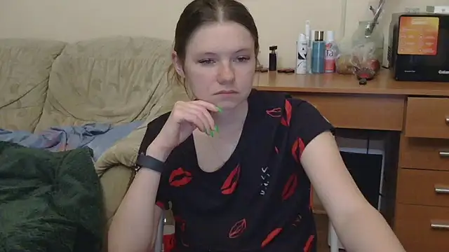 JessicaHolland1 online show from 05/19/26, 07:20