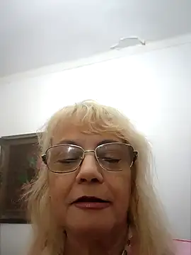 MatureElegantWidow online show from 04/10/26, 12:16