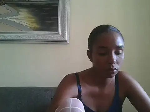 Snapshot of ZeynepLovely chatting on 05/26/26, 02:57 ZeynepLovely online show from 05/26/26, 02:57