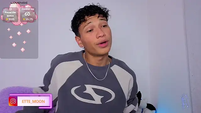 ETTE MOON online show from 04/16/26, 05:08