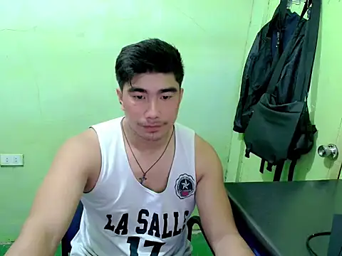 Snapshot of Hunkfireman chatting on 05/05/26, 01:13 Hunkfireman online show from 05/05/26, 01:13