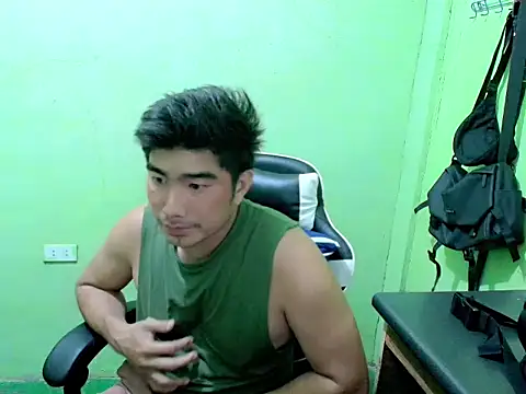 Snapshot of Hunkfireman chatting on 06/15/26, 01:24 Hunkfireman online show from 06/15/26, 01:24