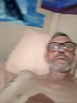 Snapshot of chris-sbh11 chatting on 04/03/26, 07:56 chris-sbh11 online show from 04/03/26, 07:56