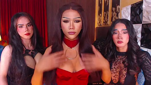 Snapshot of ThaliaSilvaTS chatting on 04/03/26, 03:32 ThaliaSilvaTS online show from 04/03/26, 03:32