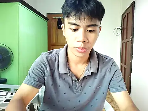 Snapshot of valerio_fernan chatting on 07/07/26, 11:53 valerio fernan online show from 07/07/26, 11:53