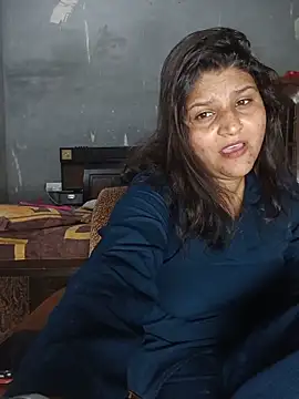 Snapshot of Riyashrma001 chatting on 05/18/26, 04:07 Riyashrma001 online show from 05/18/26, 04:07