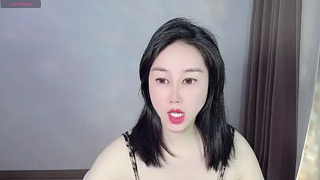 Eva-000 online show from 05/25/26, 10:38