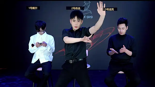 Snapshot of FOX--929-- chatting on 04/04/26, 07:17 FOX--929-- online show from 04/04/26, 07:17