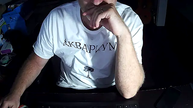 Shalun2000 online show from 06/29/26, 03:13