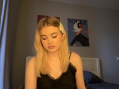 Snapshot of kirtova_ chatting on 07/12/26, 03:25 kirtova online show from 07/12/26, 03:25