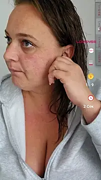 Snapshot of Blondibaby chatting on 07/08/26, 04:11 Blondibaby online show from 07/08/26, 04:11