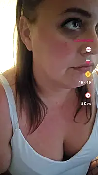 Snapshot of Blondibaby chatting on 07/14/26, 07:30 Blondibaby online show from 07/14/26, 07:30