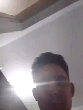 Roger1986  online show from 04/09/26, 11:54