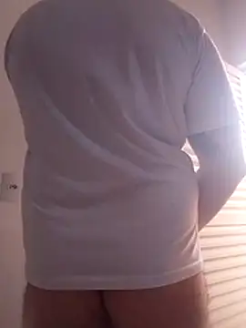 Roger1986  online show from 04/21/26, 11:38