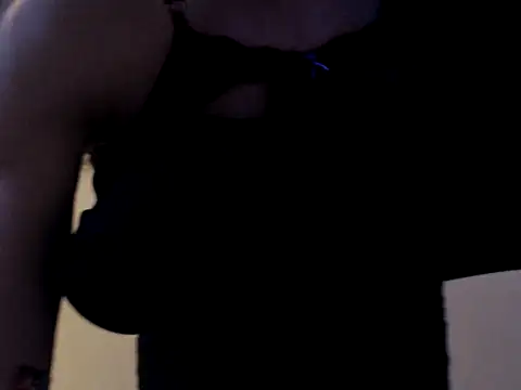 Daniellesafada online show from 04/25/26, 03:31