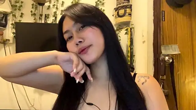 Snapshot of GlindaDejardin chatting on 04/12/26, 05:07 GlindaDejardin online show from 04/12/26, 05:07