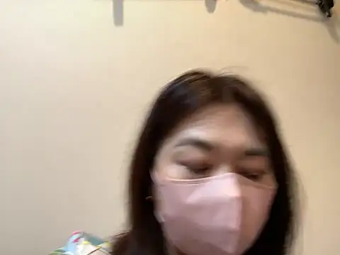 Snapshot of lemonade_madame chatting on 06/07/26, 01:43 lemonade madame online show from 06/07/26, 01:43
