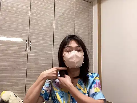 Snapshot of lemonade_madame chatting on 07/20/26, 01:13 lemonade madame online show from 07/20/26, 01:13