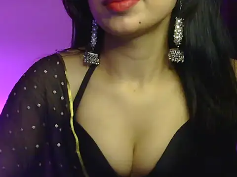 Snapshot of sweet_rashi chatting on 05/13/26, 04:21 sweet rashi online show from 05/13/26, 04:21