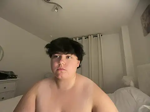 nickytboyxxx online show from 04/13/26, 07:41