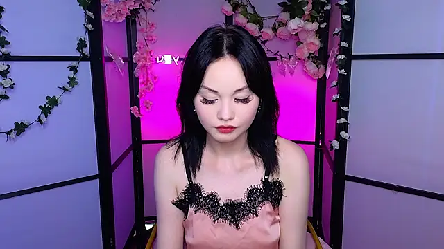 LilySparkls online show from 06/03/26, 01:36