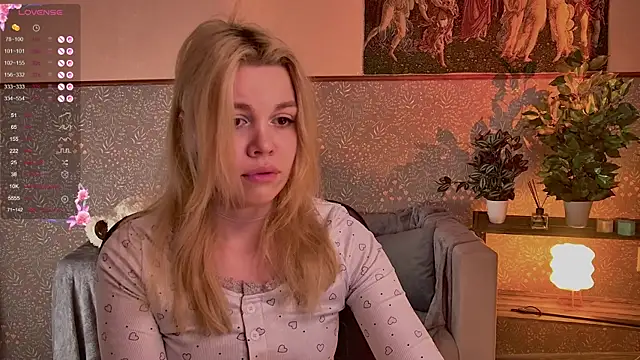 ScarletMarnei online show from 05/21/26, 03:02