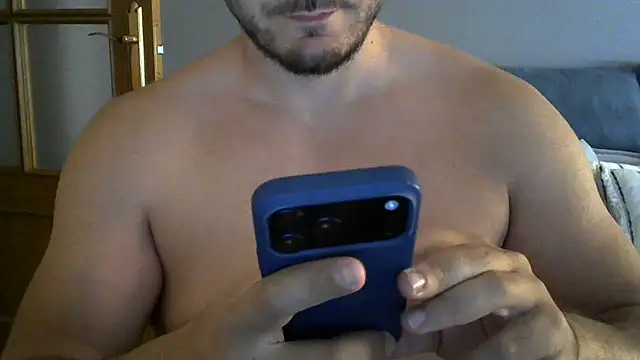 Snapshot of Parejared chatting on 07/11/26, 12:19 Parejared online show from 07/11/26, 12:19
