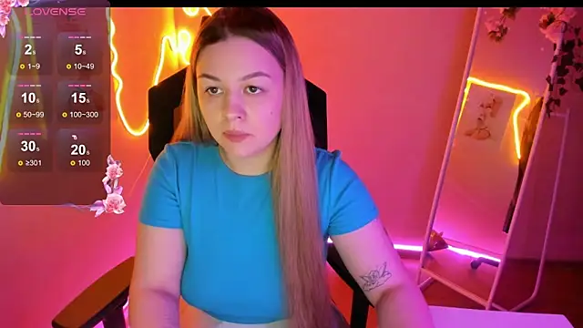 Snapshot of AmeliePeach chatting on 04/08/26, 03:12 AmeliePeach online show from 04/08/26, 03:12