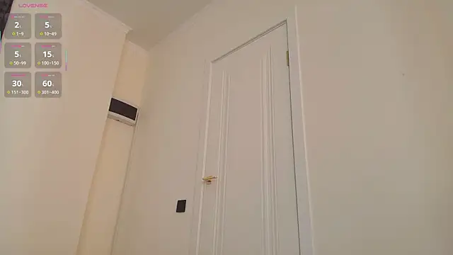 Snapshot of ayasinji chatting on 05/16/26, 10:36 ayasinji online show from 05/16/26, 10:36