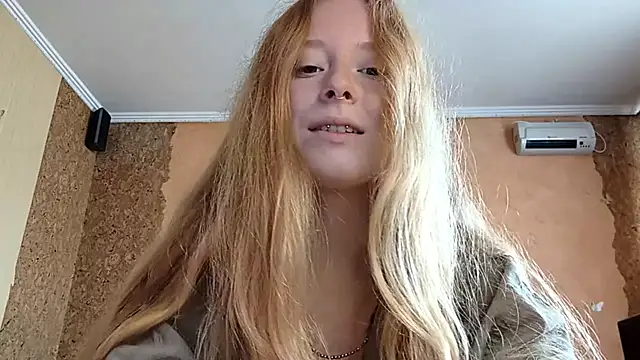 Snapshot of KateVibe_01 chatting on 06/22/26, 03:25 KateVibe 01 online show from 06/22/26, 03:25