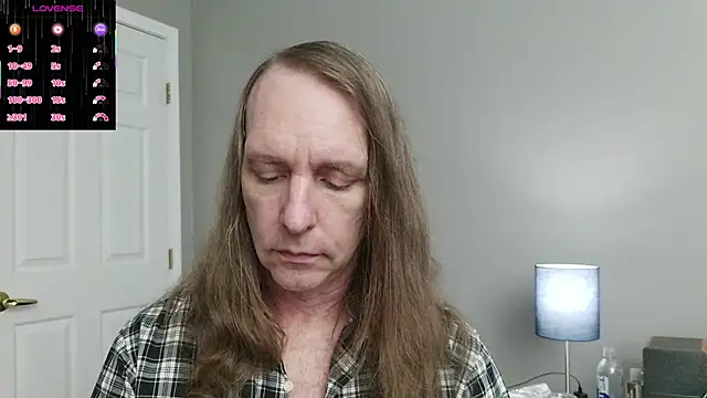 Snapshot of Magnus_Luv chatting on 07/06/26, 03:03 Magnus Luv online show from 07/06/26, 03:03