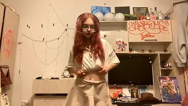Snapshot of RedHeadCat chatting on 04/08/26, 09:26 RedHeadCat online show from 04/08/26, 09:26