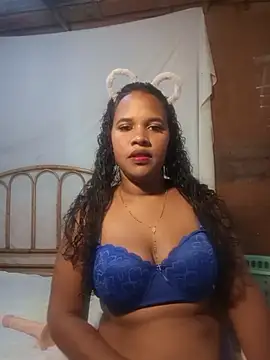 Snapshot of michelle_castillo chatting on 05/08/26, 03:34 michelle castillo online show from 05/08/26, 03:34