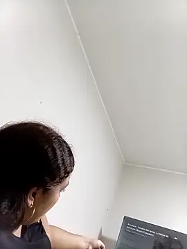 BlancaNievesxxo online show from 05/05/26, 01:35
