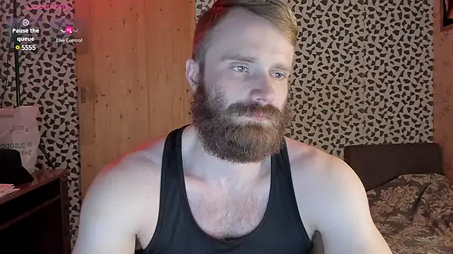 Snapshot of Paul_Rolex chatting on 03/08/25, 09:28 Paul Rolex online show from 03/08/25, 09:28